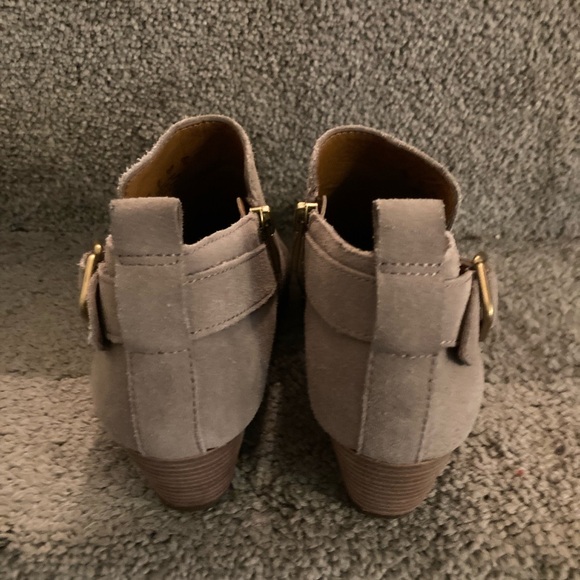 NWOB FRANCO SARTO  Suede Booties - Picture 10 of 12